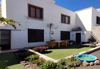 Apartmány Luxusní na prodej v Playa Blanca, Yaiza, Lanzarote. 